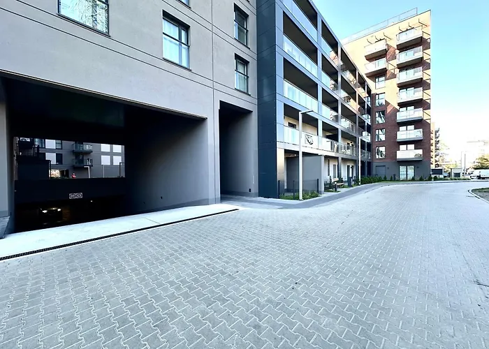 Madalinskiego 26 - Balcony & Lift - 700m Main Station Wrocław