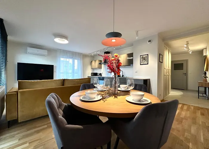 Madalinskiego 26 - Balcony & Lift - 700m Main Station * Wrocław