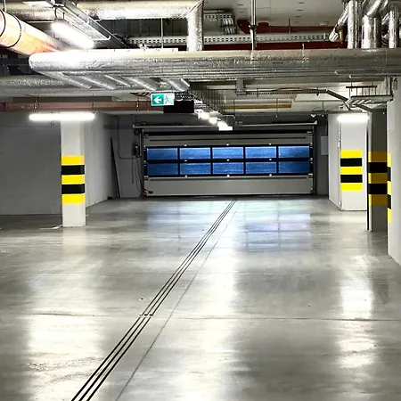 Madalinskiego 26 - Balcony & Lift - 700m Main Station Lejlighed